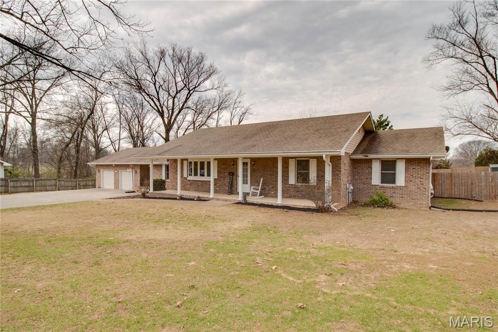 2190 Morning Star Drive Alton, IL 62002 - Photo 5 of 58