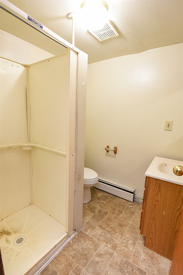 105 Main Street Raymond, NH 03077 - Photo 17 of 27 Gallery Image 17