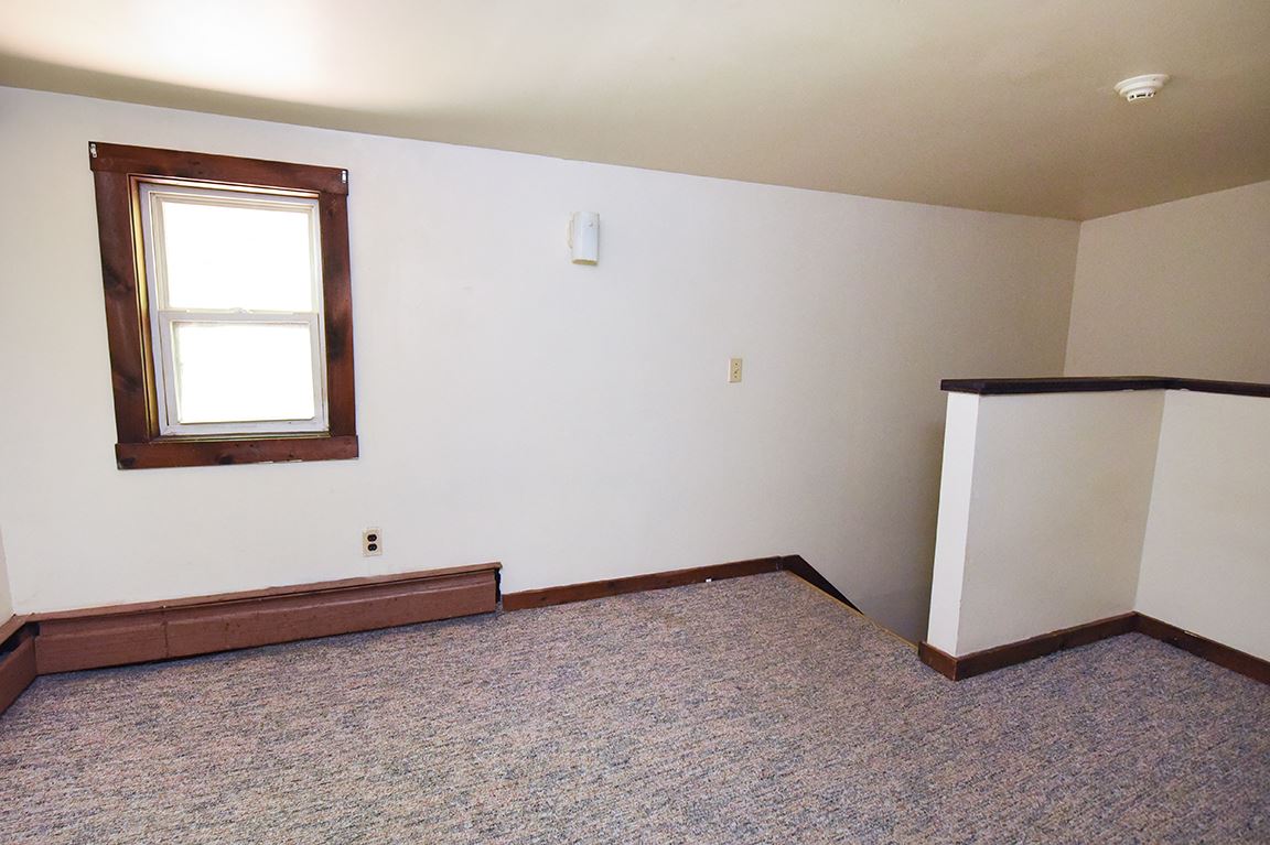 105 Main Street Raymond, NH 03077 - Photo 24 of 27 Gallery Image 24