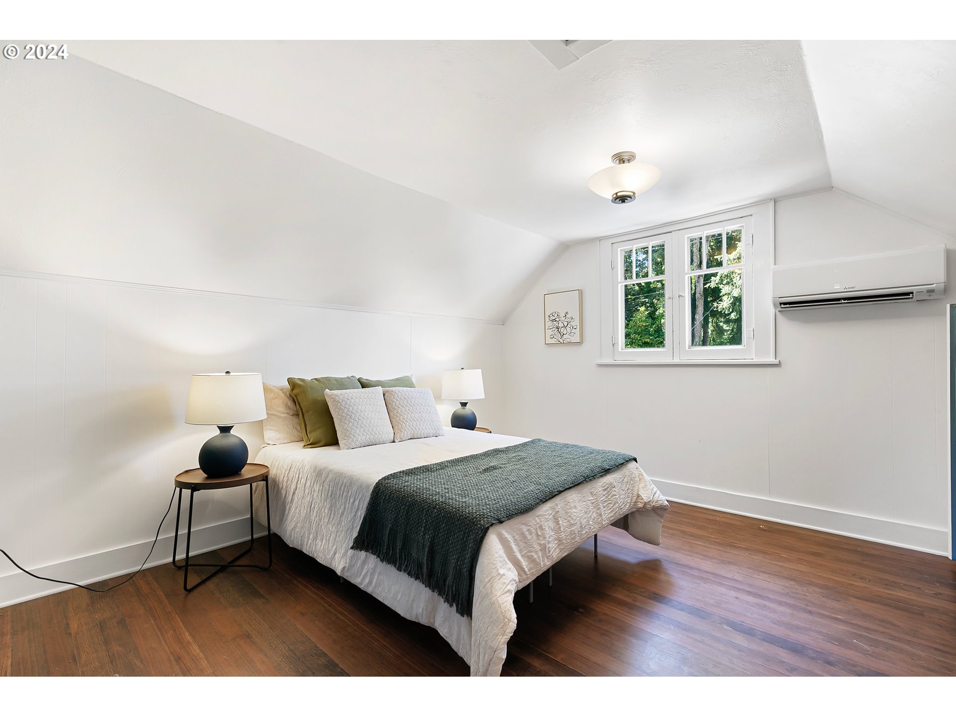 2919 Jefferson Street Eugene, OR 97405 - Photo 27 of 38 Bedroom