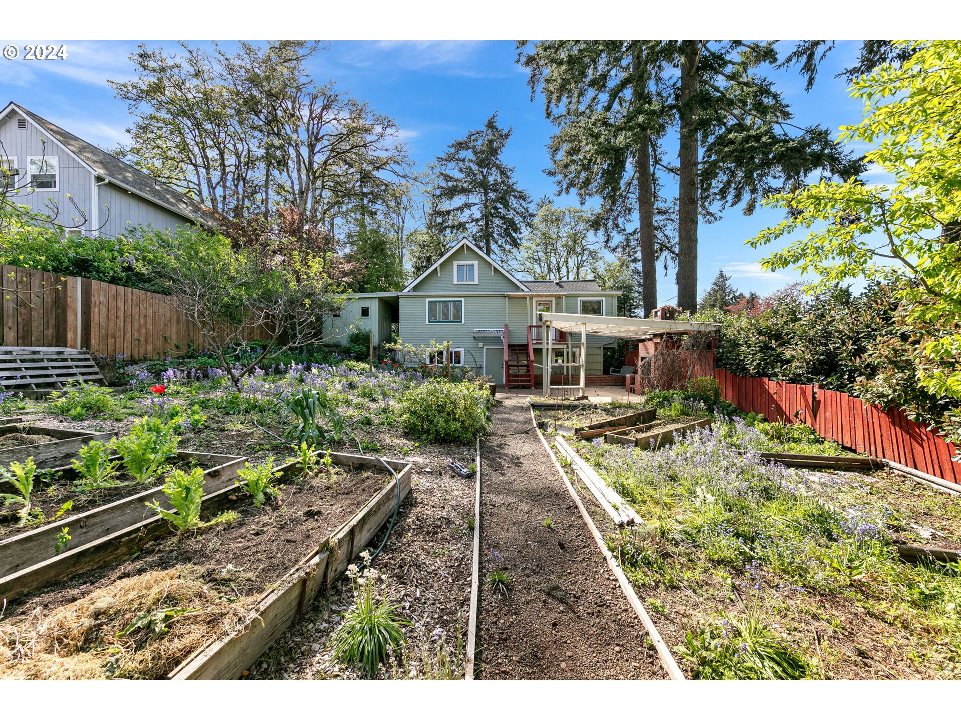 2919 Jefferson Street Eugene, OR 97405 - Photo 32 of 38 a house view with a sitting space and garden space