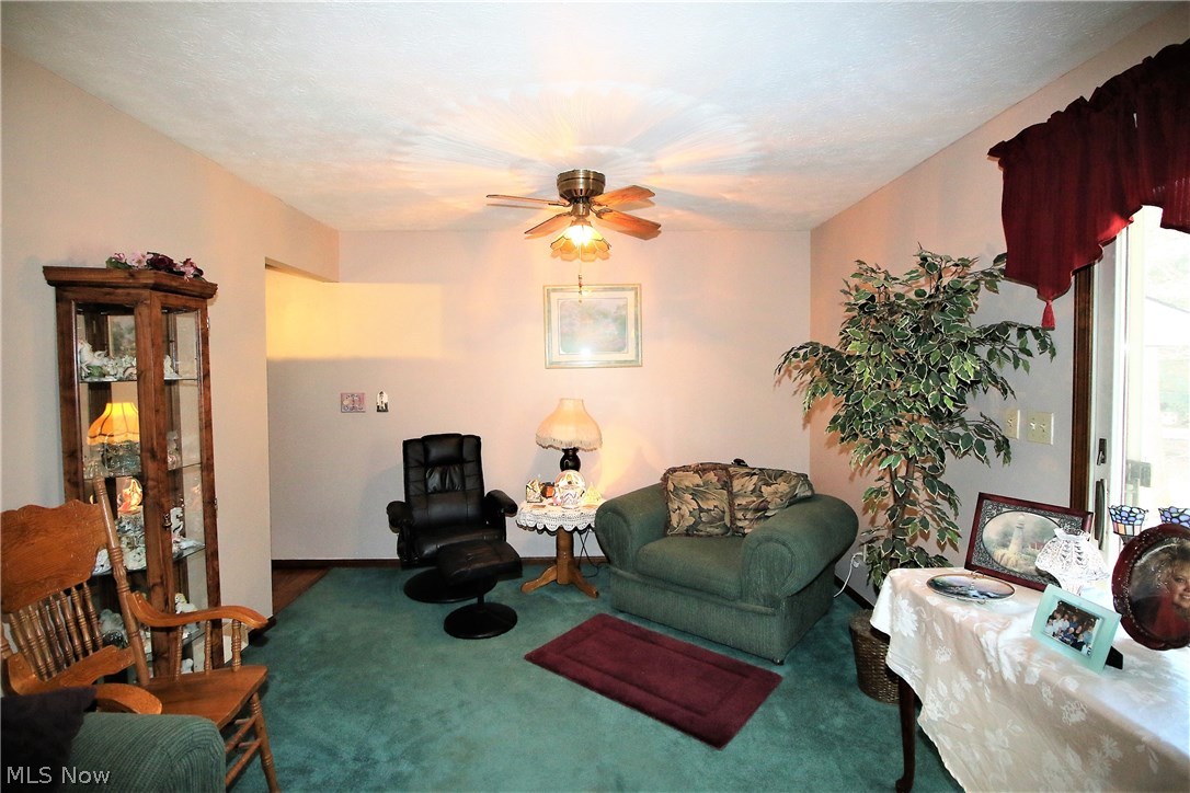 4346 Springdale Road Uniontown, OH 44685 - Photo 4 of 26 Gallery Image 4