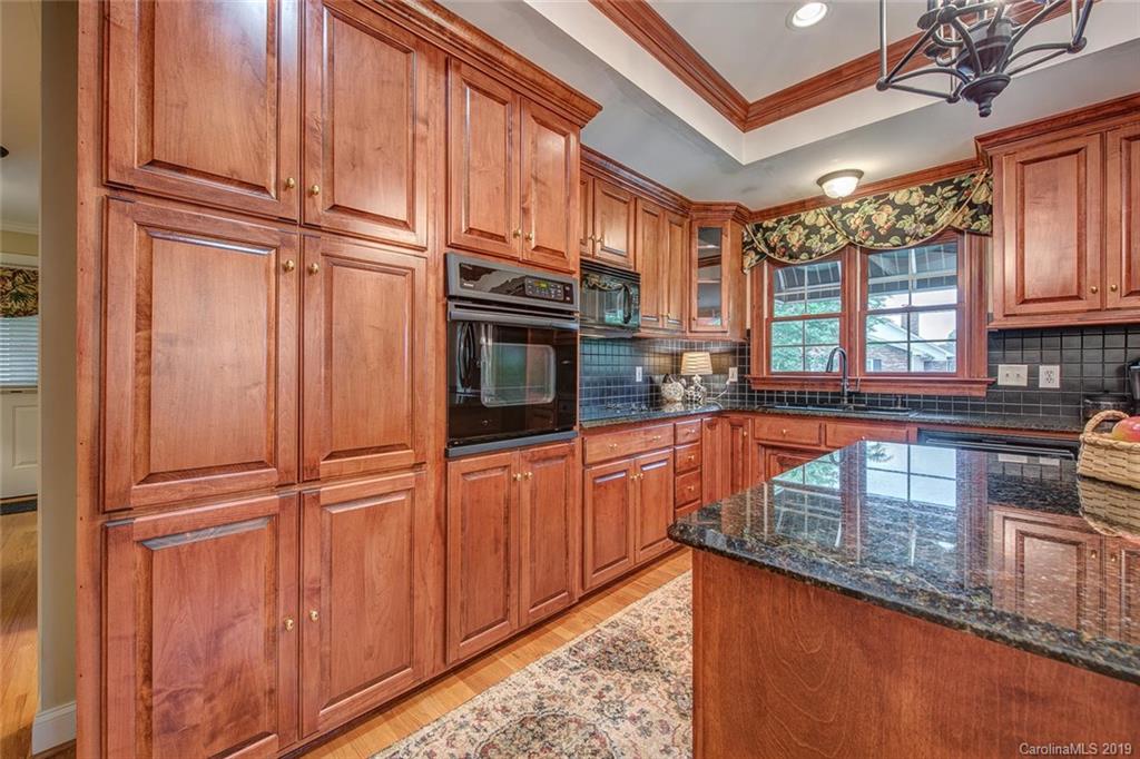 407 Dameron Road Bessemer City, NC 28016 - Photo 15 of 37