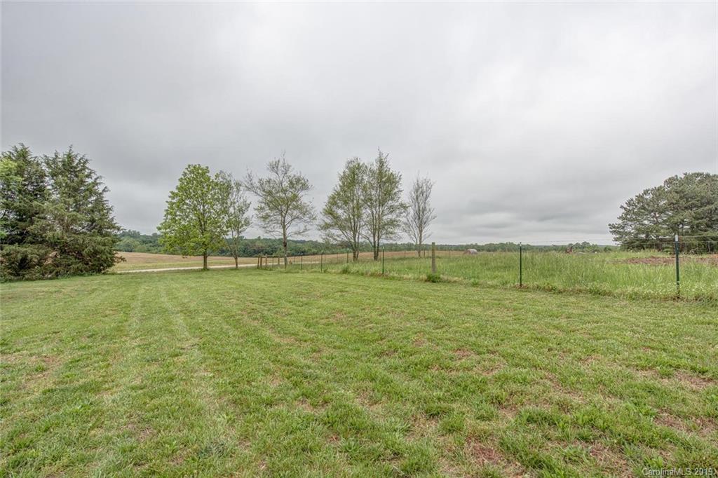 407 Dameron Road Bessemer City, NC 28016 - Photo 34 of 37