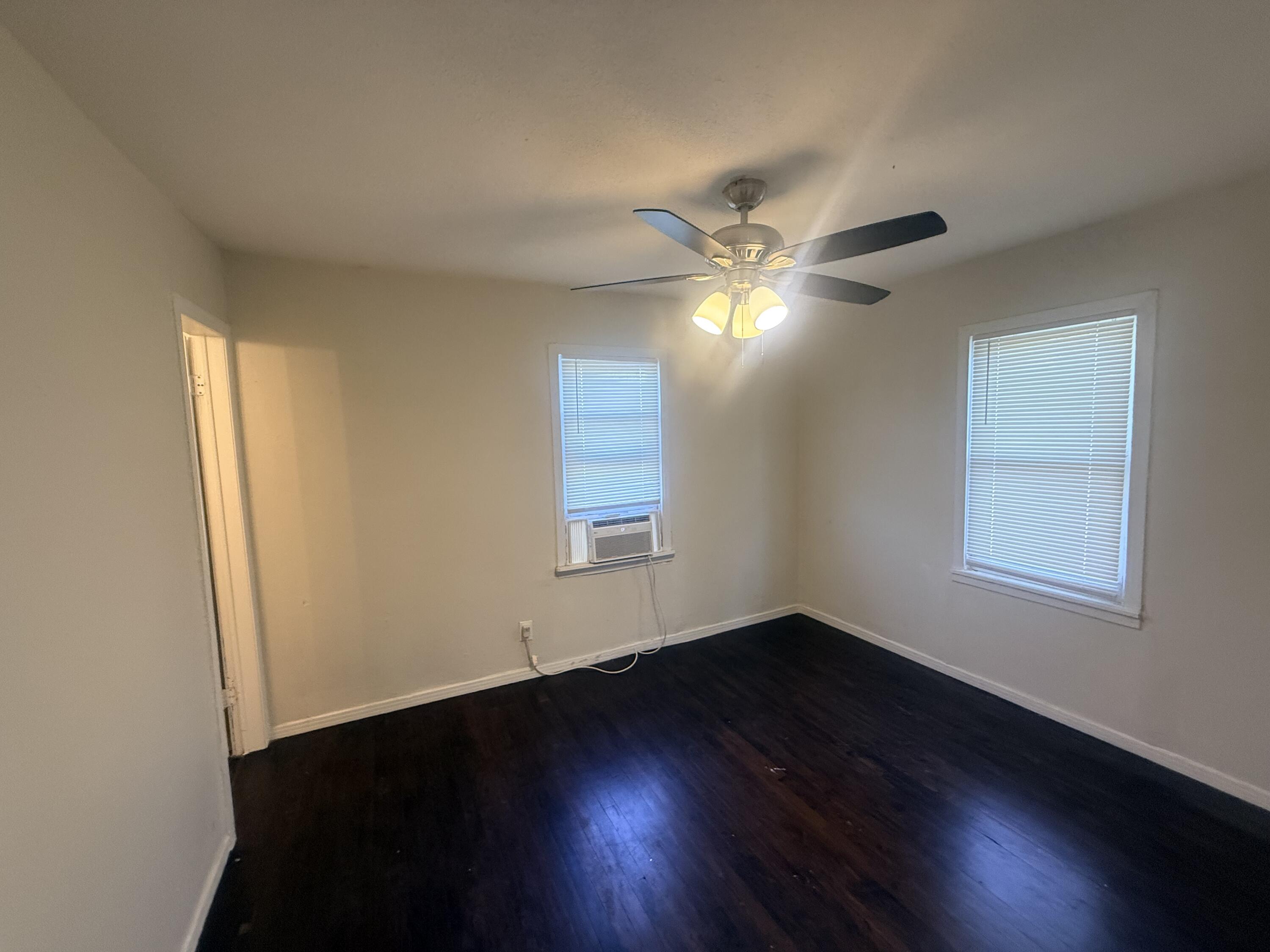 2601 40th Street, Unit REAR Lubbock, TX 79413 - Photo 5 of 6 IMG_0536
