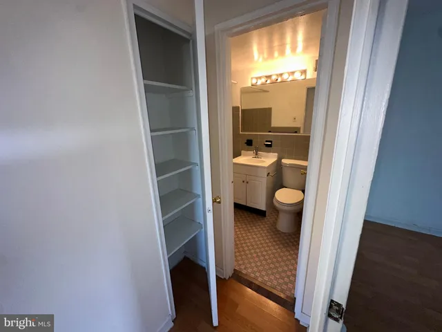 a bathroom with a toilet