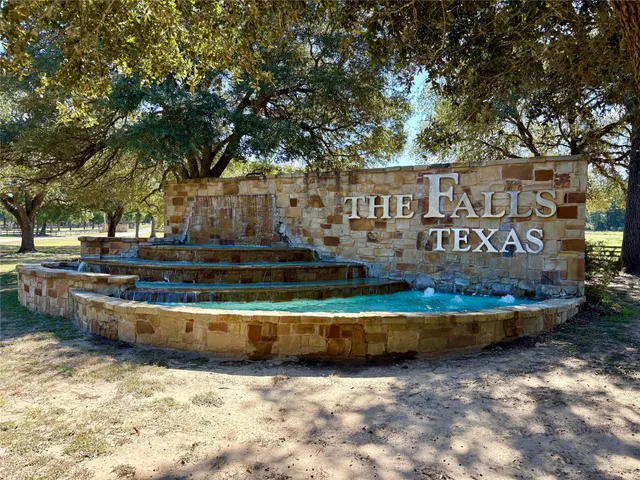 $797,000 | 800-1000 North Falls Drive, New Ulm, TX 78950