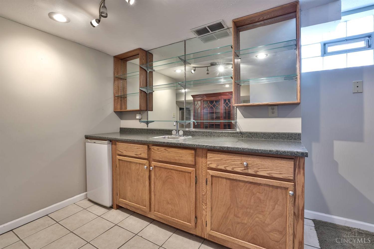 5121 Ralph Avenue Cincinnati, OH 45238 - Photo 29 of 50 Gallery Image 29
