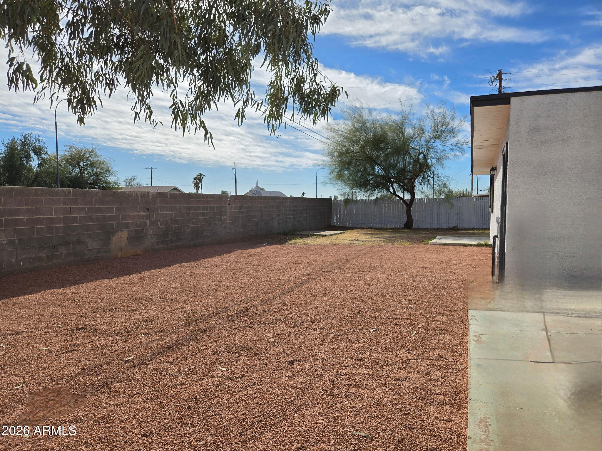 770 South Pinal Drive Apache Junction, AZ 85120 - Photo 15 of 51 a view of an outdoor space and a yard