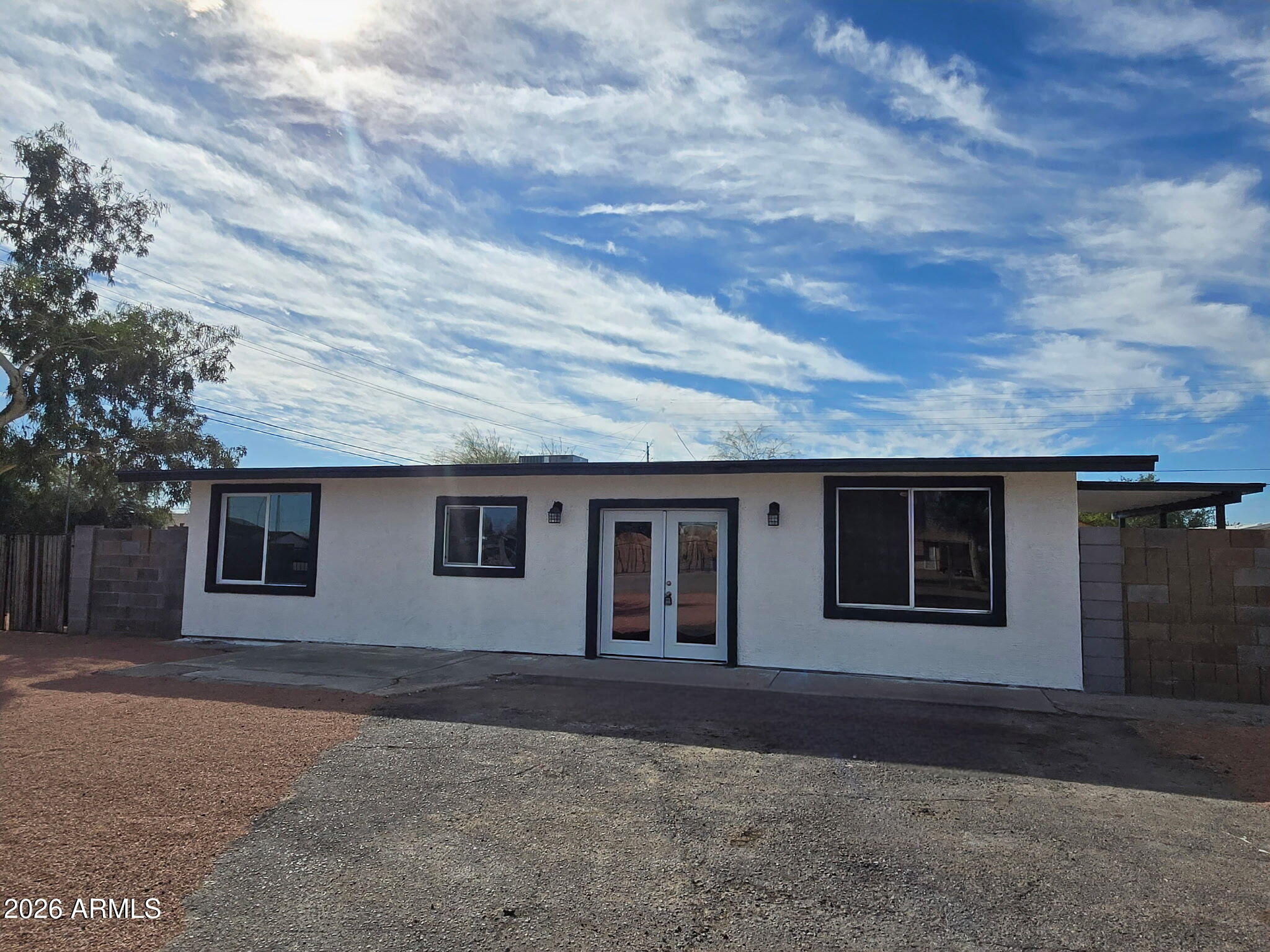 770 South Pinal Drive Apache Junction, AZ 85120 - Photo 3 of 51 a house with a outdoor space