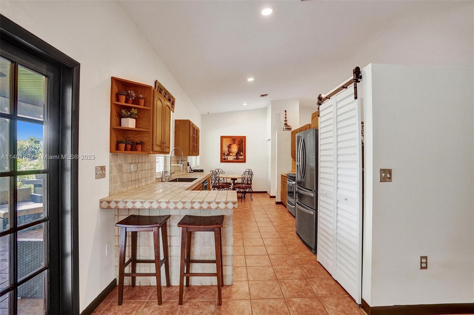 15971 Southwest 252nd Street Homestead, FL 33031 - Photo 19 of 92