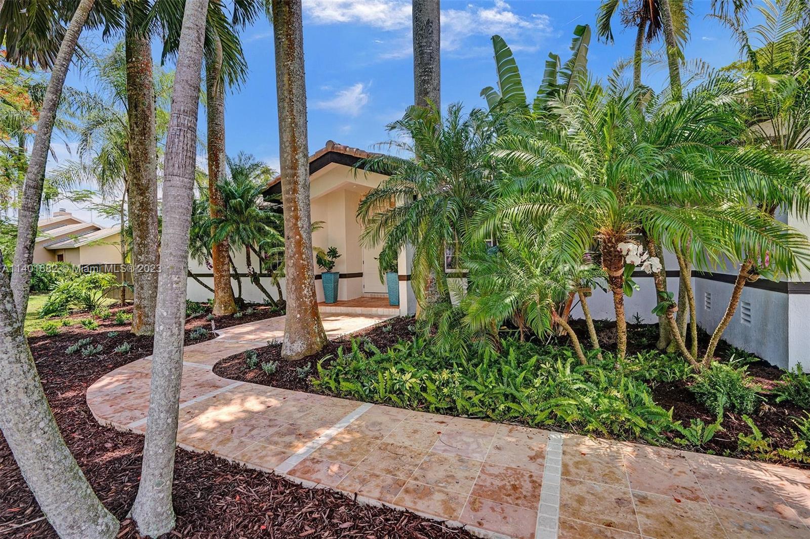 15971 Southwest 252nd Street Homestead, FL 33031 - Photo 4 of 92