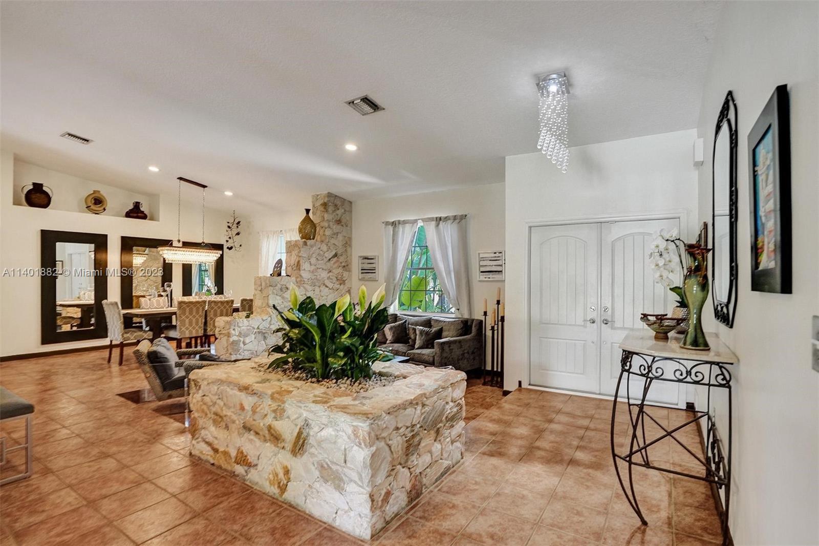 15971 Southwest 252nd Street Homestead, FL 33031 - Photo 10 of 92