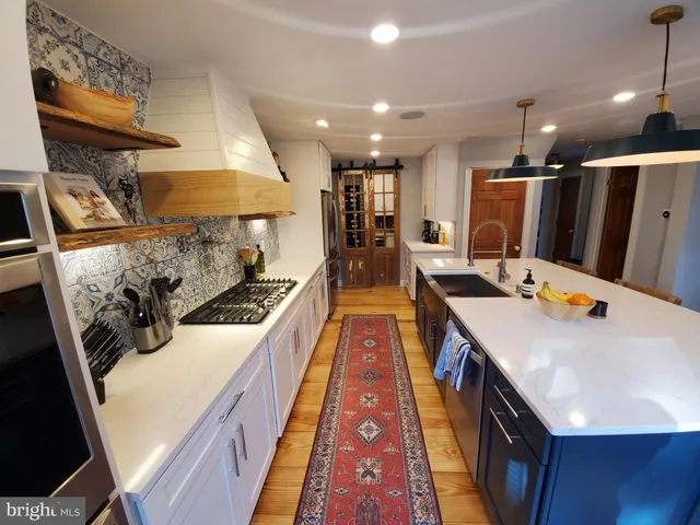 $725,000 | 2429 Alsop Court, Reston, VA 20191