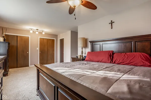 $379,900 | 7835 Scarborough Blvd S Drive, Indianapolis, IN 46256