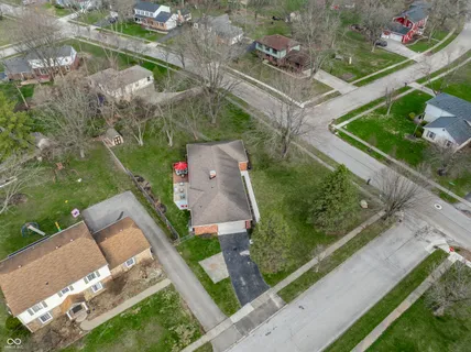 $349,900 | 7835 Scarborough Blvd S Drive, Indianapolis, IN 46256