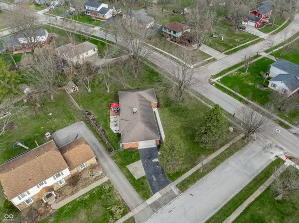 $379,900 | 7835 Scarborough Blvd S Drive, Indianapolis, IN 46256