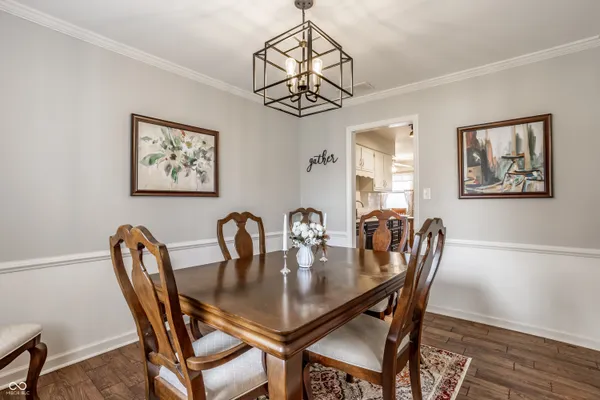 $379,900 | 7835 Scarborough Blvd S Drive, Indianapolis, IN 46256