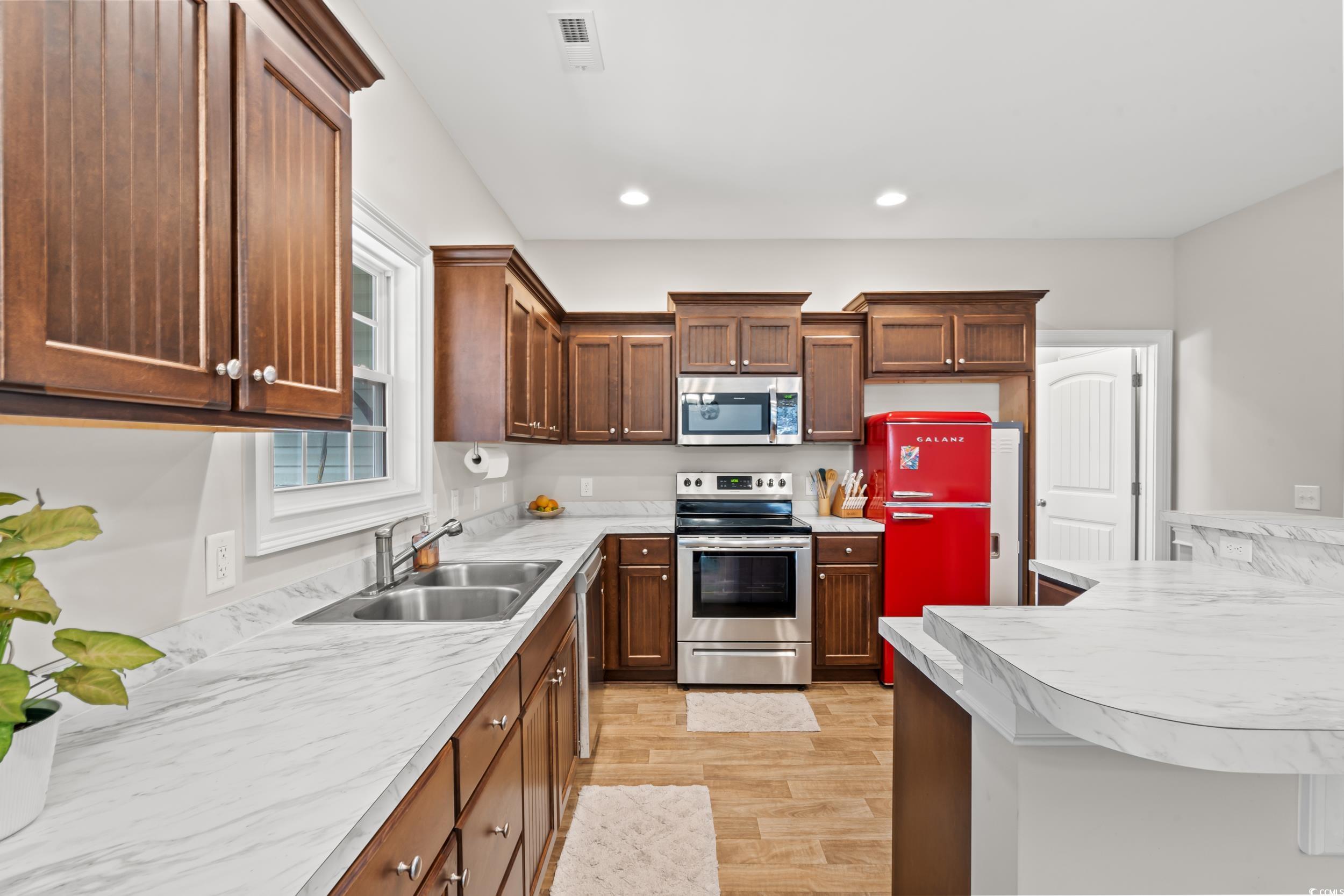 237 Perrin Road Loris, SC 29569 - Photo 9 of 40