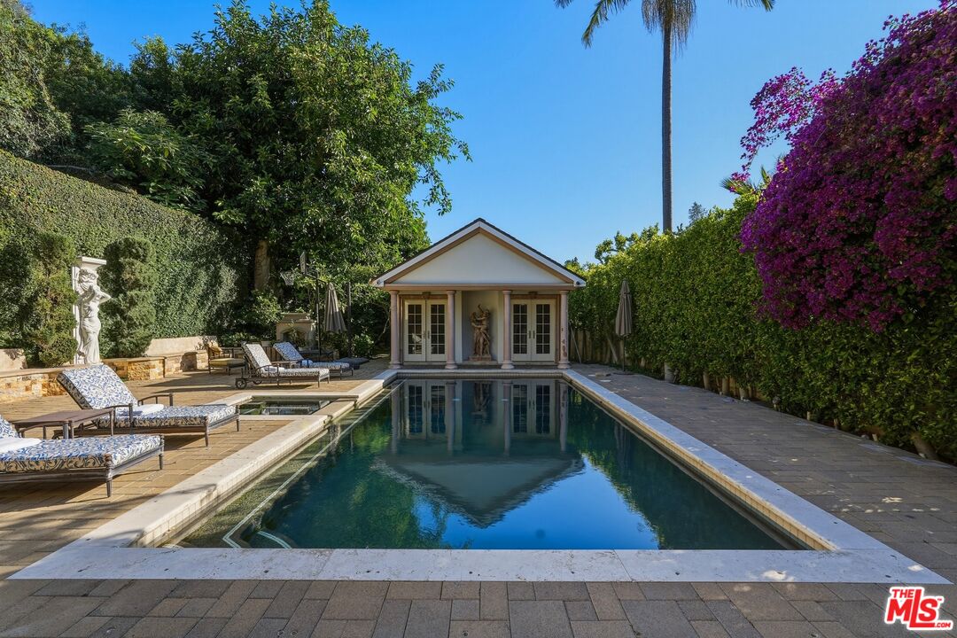 900 Chantilly Road Los Angeles, CA 90077 - Photo 26 of 46