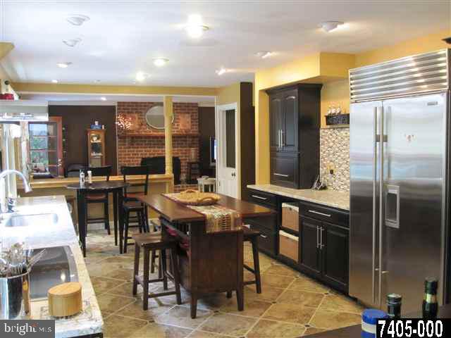 20 Quail Run Road York, PA 17406 - Photo 2 of 23 Gallery Image 2
