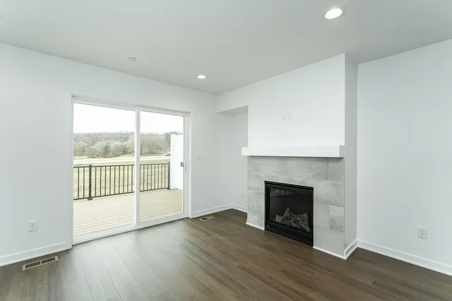 $337,250 | 1121 Century Village Lane Northeast, Rochester, MN 55906