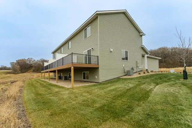 $337,250 | 1121 Century Village Lane Northeast, Rochester, MN 55906