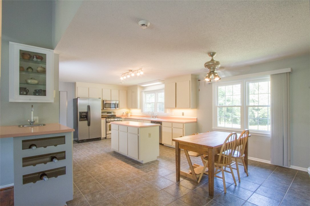 1309 Summers Drive Pendleton, SC 29670 - Photo 12 of 35