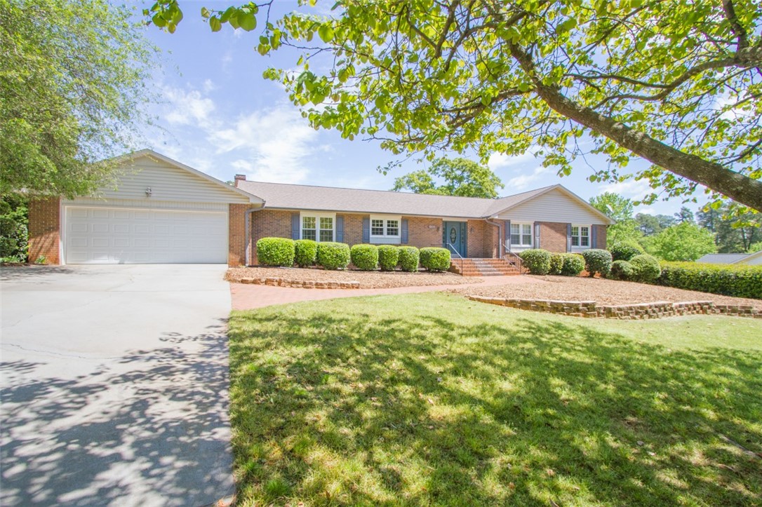 1309 Summers Drive Pendleton, SC 29670 - Photo 2 of 35