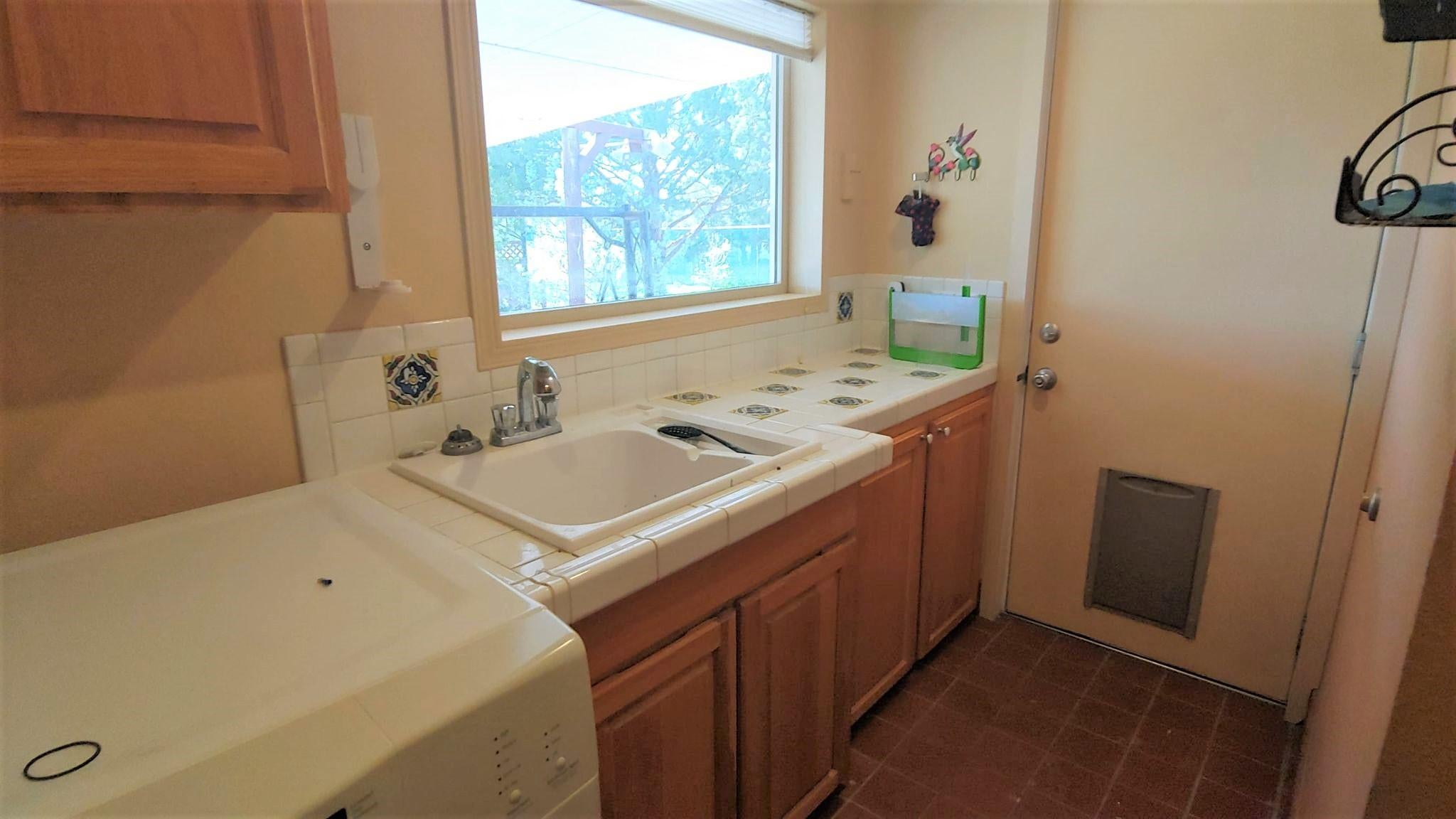 5875 Southwest Rim Road Terrebonne, OR 97760 - Photo 24 of 32 Utility Room