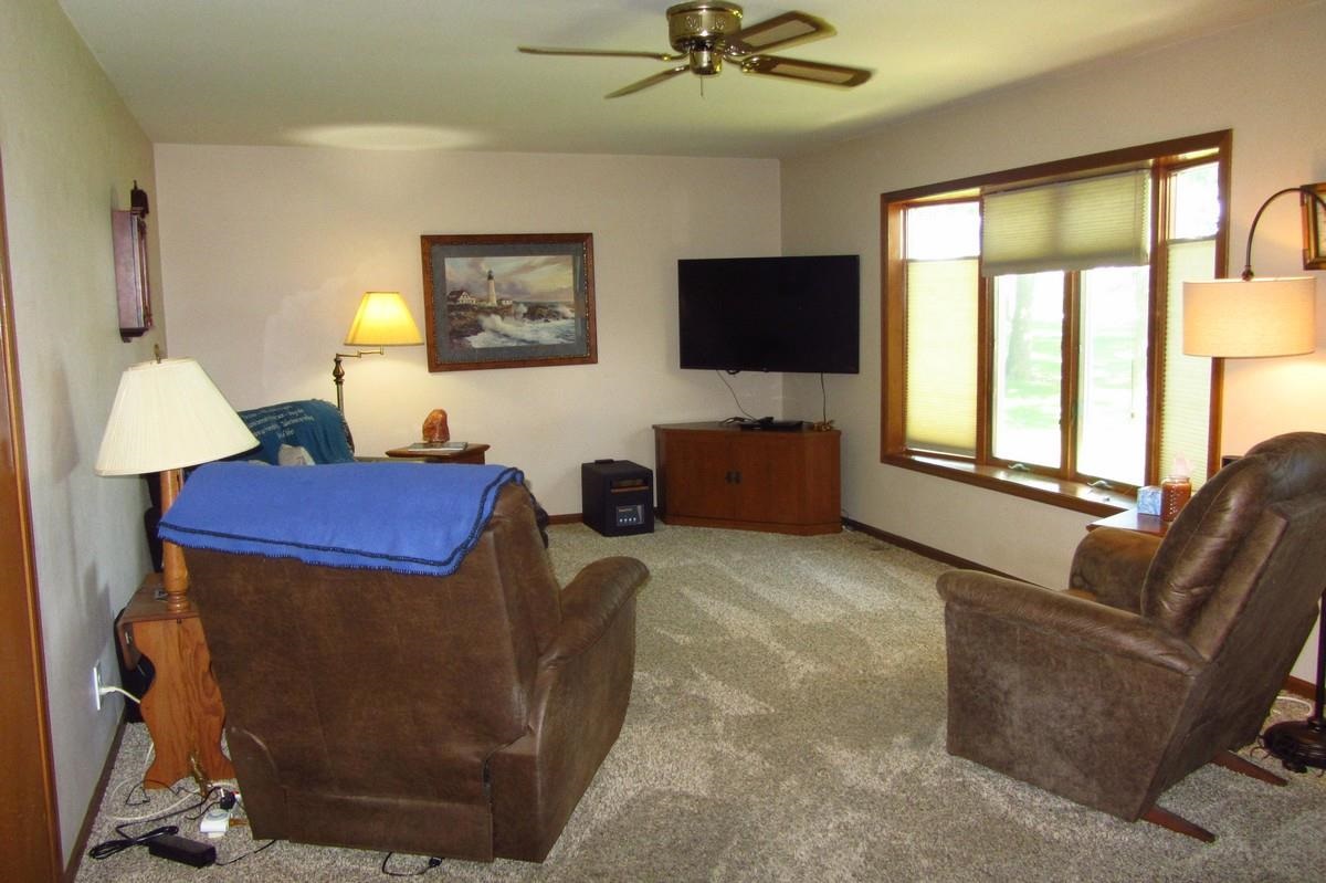 5360 County Road 10 Butler, IN 46721 - Photo 5 of 33