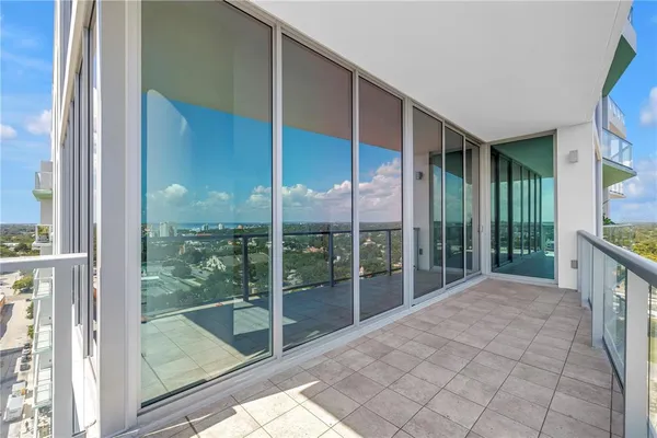 $2,055,000 | 777 3rd Avenue North, Unit 1605, St. Petersburg, FL 33701
