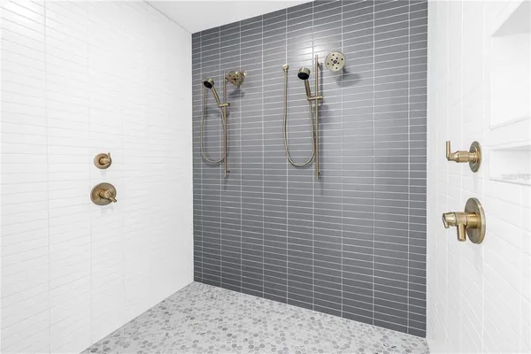 $2,055,000 | 777 3rd Avenue North, Unit 1605, St. Petersburg, FL 33701