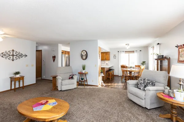 $269,000 | 1304 Camelot Court, Fairmont, MN 56031