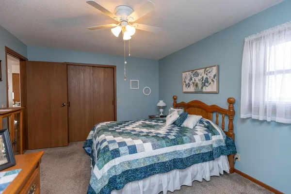 $269,000 | 1304 Camelot Court, Fairmont, MN 56031
