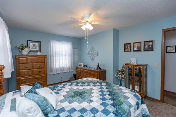 $269,000 | 1304 Camelot Court, Fairmont, MN 56031