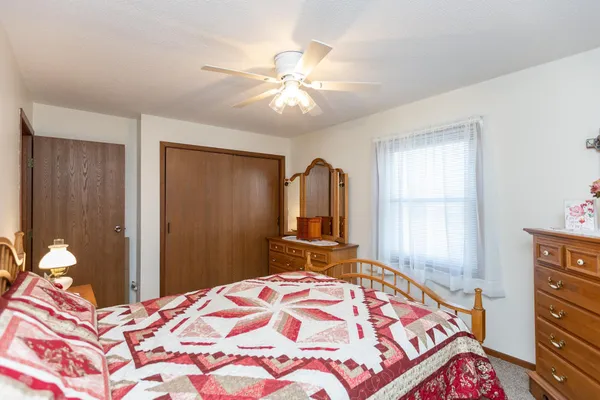 $269,000 | 1304 Camelot Court, Fairmont, MN 56031