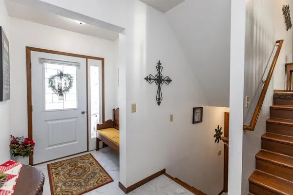 $269,000 | 1304 Camelot Court, Fairmont, MN 56031
