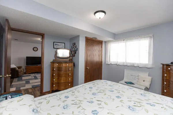 $269,000 | 1304 Camelot Court, Fairmont, MN 56031