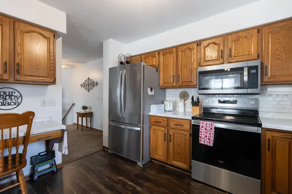 $269,000 | 1304 Camelot Court, Fairmont, MN 56031