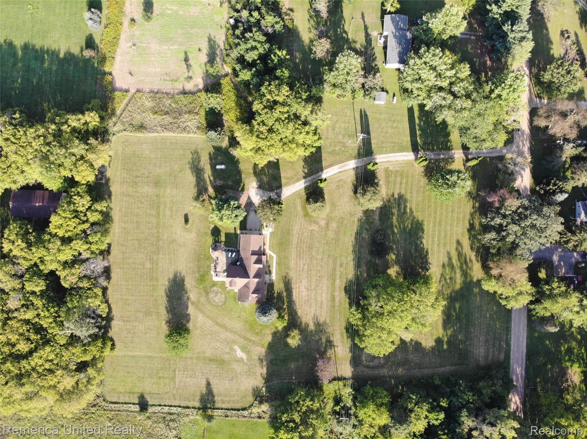 3814 Steinacker Road Howell, MI 48855 - Photo 60 of 68 EC02E665473355ABD30ACC92B254F6D2.jpg