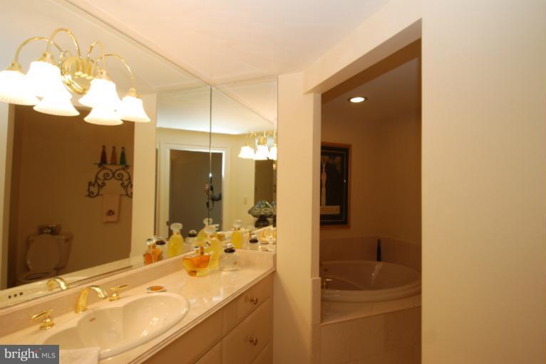 2101 Love Point Road Stevensville, MD 21666 - Photo 14 of 26 Bath