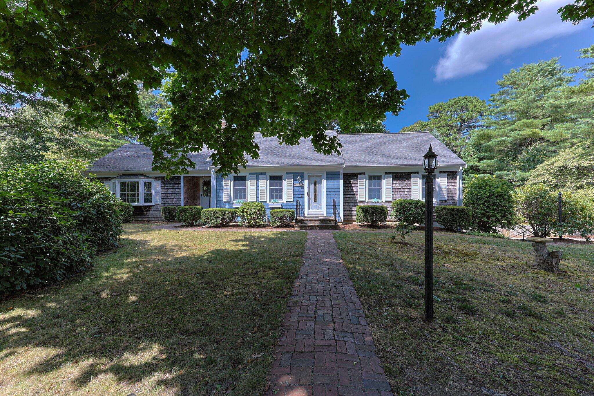 925 Crowells Bog Road Brewster, MA 02631 - Photo 3 of 55 3-web-or-mls-925-crowells-bog-rd
