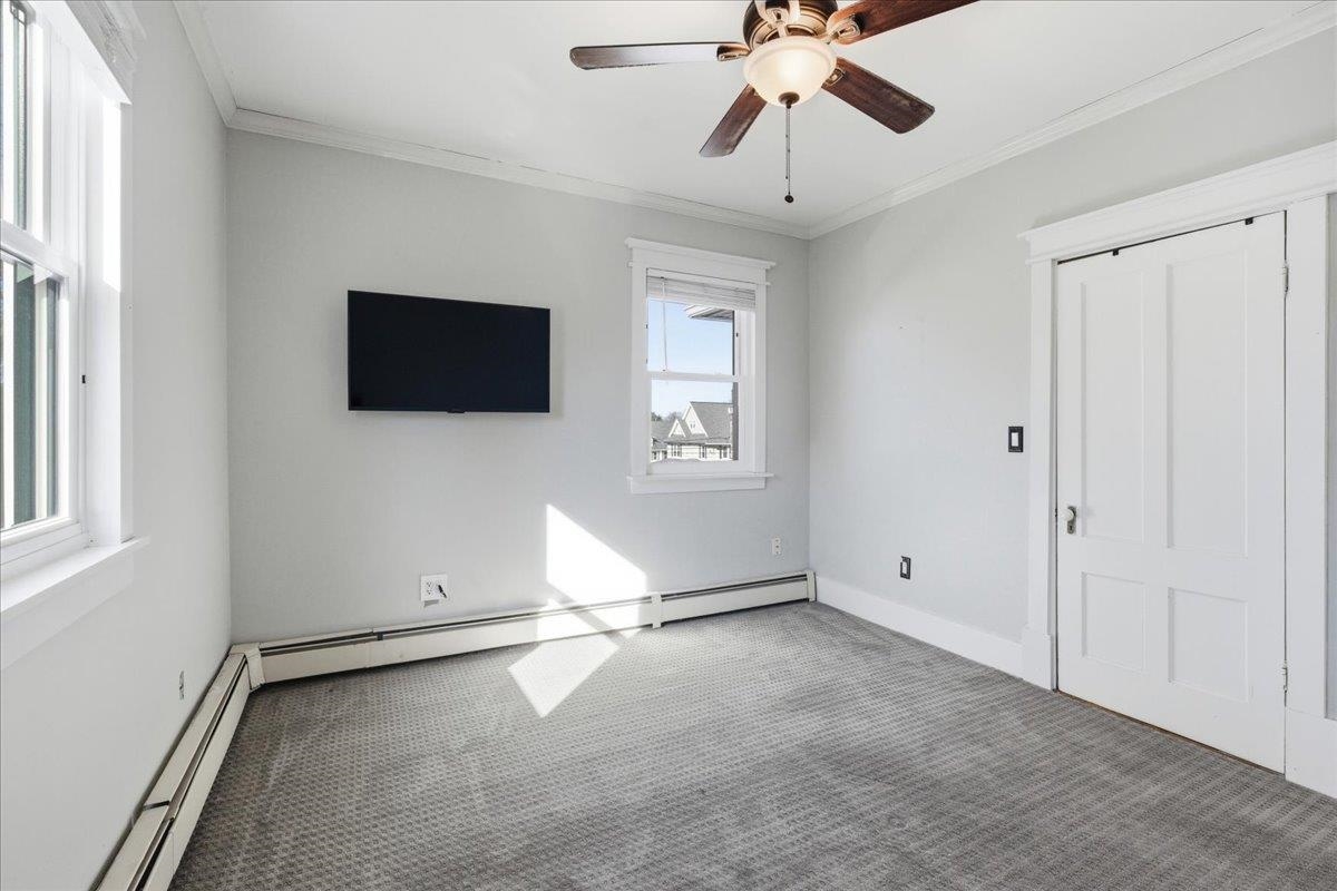 323 Myrtle Street Manchester, NH 03104 - Photo 36 of 51