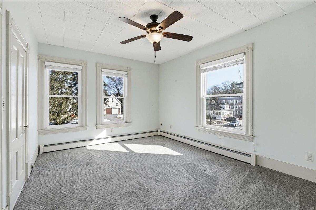 323 Myrtle Street Manchester, NH 03104 - Photo 38 of 51