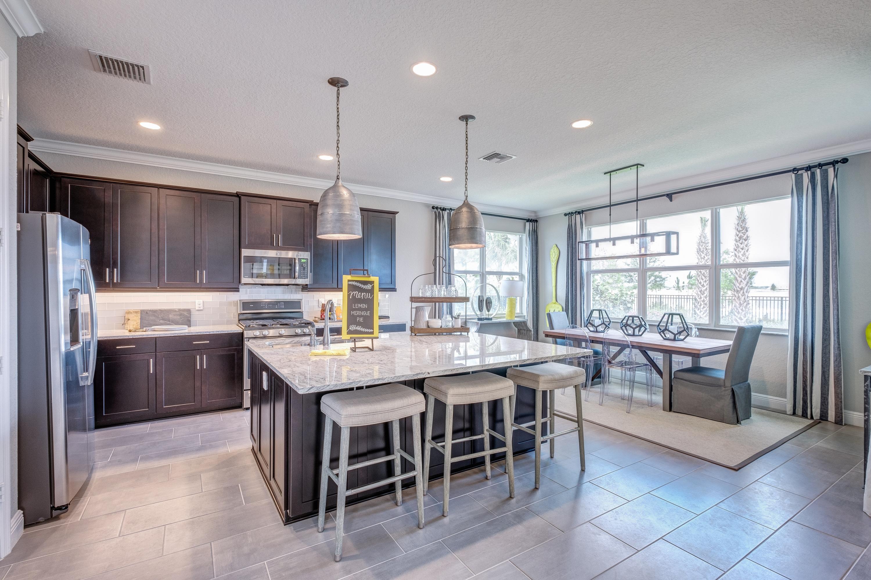 894 Ember Ridge Run Wellington, FL 33470 - Photo 5 of 16 Kitchen