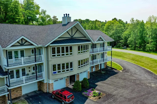 $449,000 | 120 Pepin Drive, Unit B 6, Newport, VT 05855