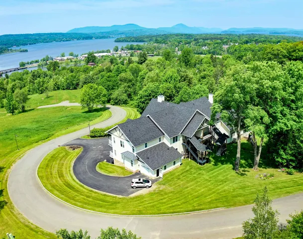 $449,000 | 120 Pepin Drive, Unit B 6, Newport, VT 05855