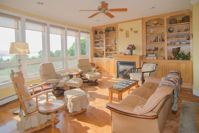 $449,000 | 120 Pepin Drive, Unit B 6, Newport, VT 05855