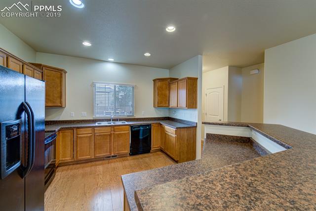 6366 Pilgrimage Road Colorado Springs, CO 80925 - Photo 10 of 36 Gallery Image 10